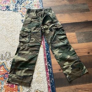Boys size L camouflage cargo pants